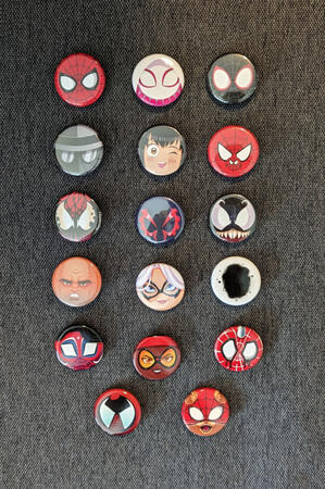 Spider-Badges